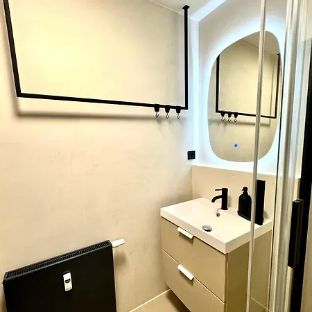 Apartamento Queen Loui: Comfy Mit Tiefgarage *