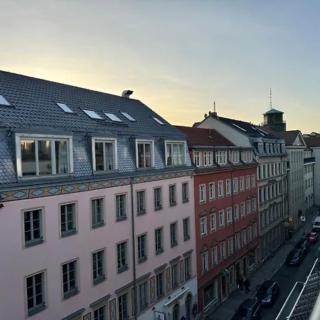 Lägenhet Queen Loui: Comfy Mit Tiefgarage Dresden