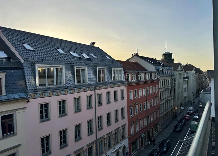 Lägenhet Queen Loui: Comfy Mit Tiefgarage Dresden