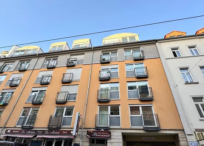 Queen Loui: Comfy Mit Tiefgarage Lägenhet