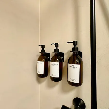 Queen Loui: Comfy Mit Tiefgarage Lägenhet Dresden